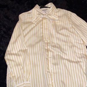 Long sleeve white and yellow blouse